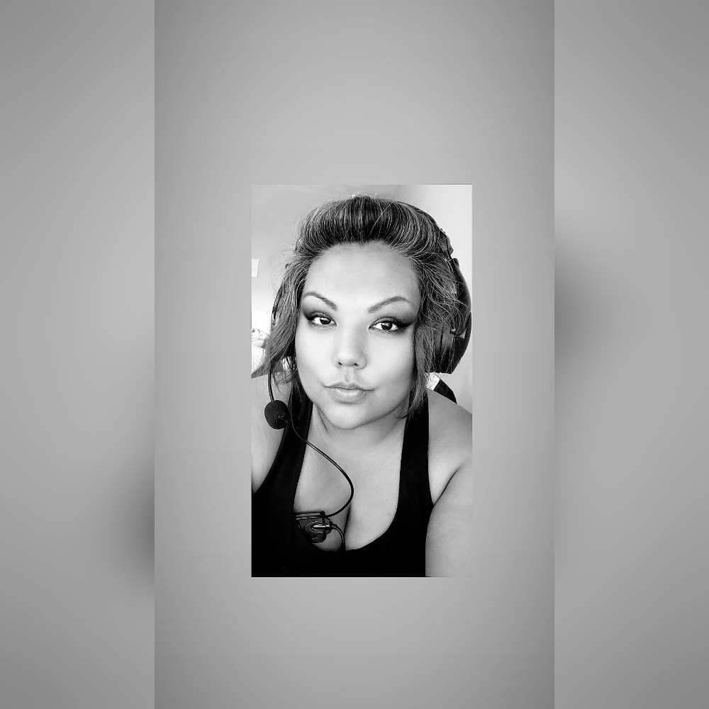 Meet your Posher, Sharon